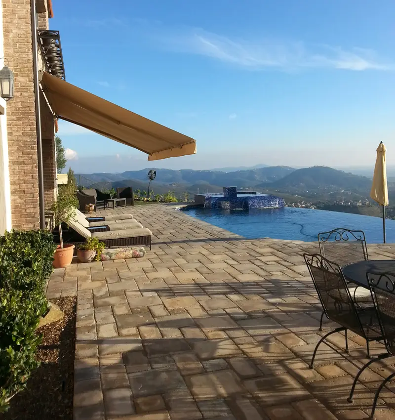 Retractable Awning in San Marcos, CA