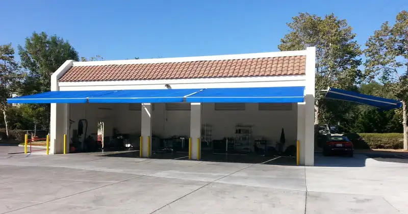 Retractable Awnings for Carlsbad, California